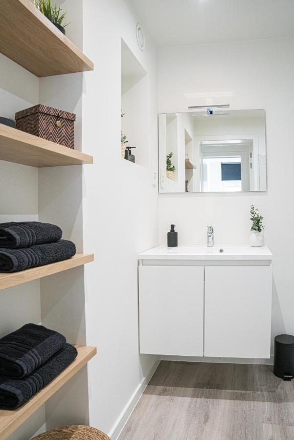 Etage 2 - Appartement In Centrum, 300M Van Zee En Gratis Parking Ostende Exteriér fotografie